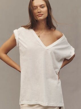 NWT PILCRO V NECK!